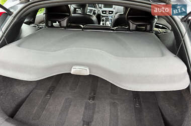 Хэтчбек Volvo V40 2013 в 