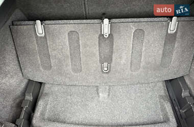 Хэтчбек Volvo V40 2013 в 