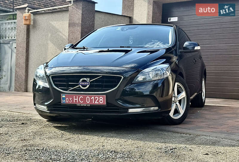 Хэтчбек Volvo V40 2013 в Одессе
