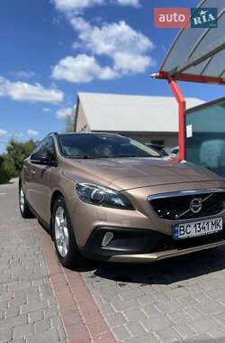 Хетчбек Volvo V40 2015 в Львові