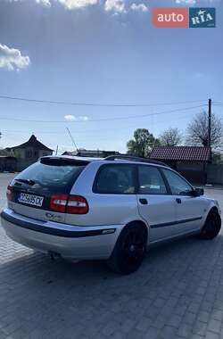 Универсал Volvo V40 2003 в 
