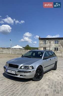 Универсал Volvo V40 2003 в 