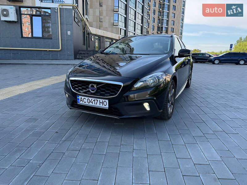Volvo V40 2013
