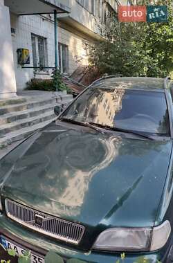 Универсал Volvo V40 1999 в Киеве