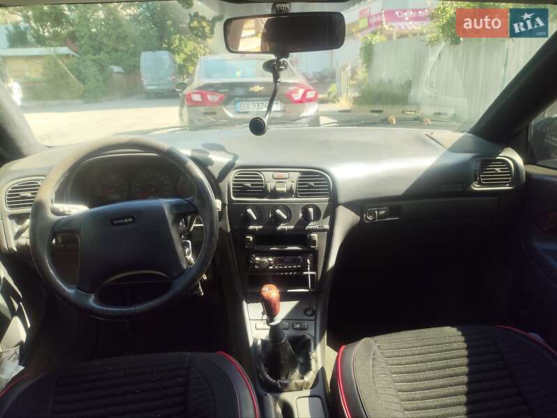 Универсал Volvo V40 1999 в Хмельницком