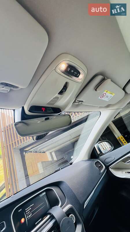 Хэтчбек Volvo V40 2016 в Львове