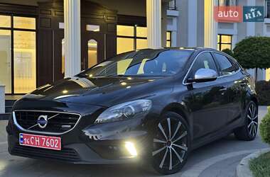 Хэтчбек Volvo V40 2014 в 