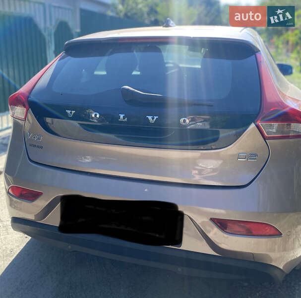 Хэтчбек Volvo V40 2014 в Белой Церкви