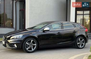 Хэтчбек Volvo V40 2014 в 