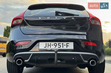 Хэтчбек Volvo V40 2014 в 