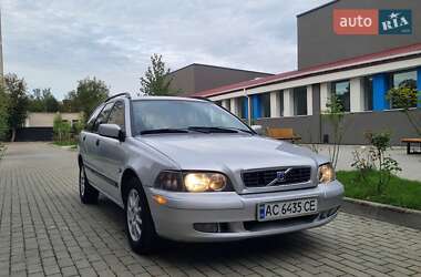 Универсал Volvo V40 1999 в 