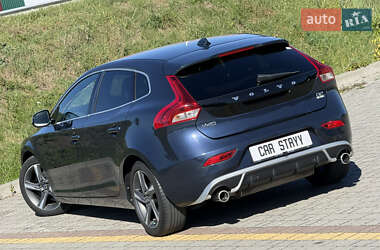 Хэтчбек Volvo V40 2014 в 