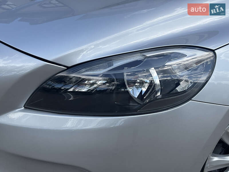 Хэтчбек Volvo V40 2014 в Стрые