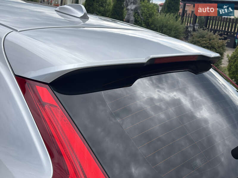 Хэтчбек Volvo V40 2014 в Стрые