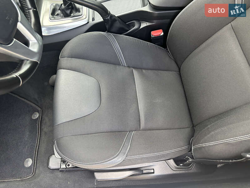 Хэтчбек Volvo V40 2014 в Стрые