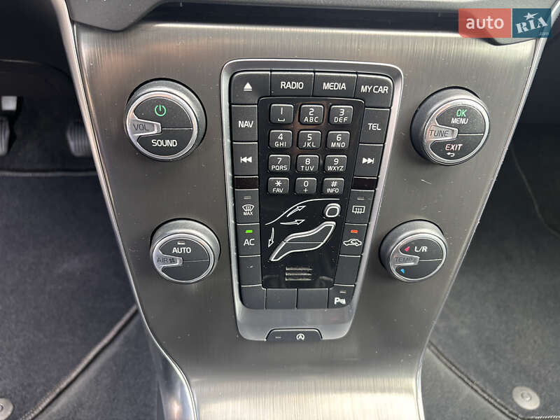 Хэтчбек Volvo V40 2014 в Стрые