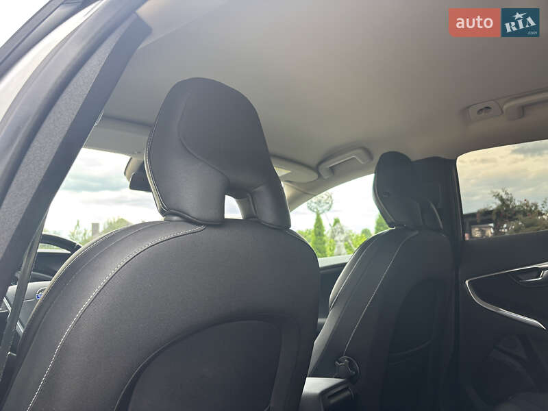 Хэтчбек Volvo V40 2014 в Стрые