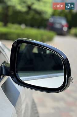 Хэтчбек Volvo V40 2013 в 