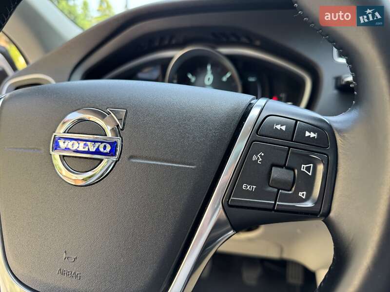 Хэтчбек Volvo V40 2013 в Стрые