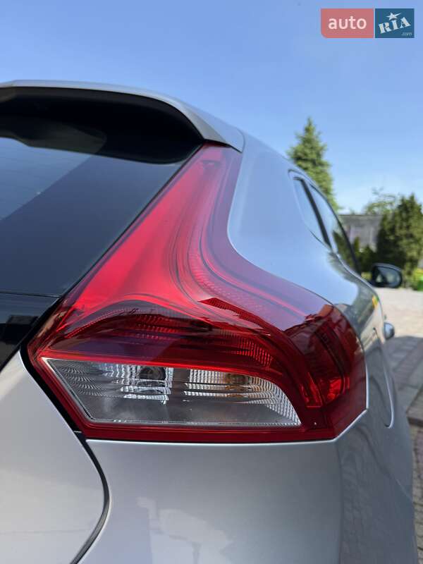 Хэтчбек Volvo V40 2013 в Стрые