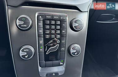 Хэтчбек Volvo V40 2013 в 