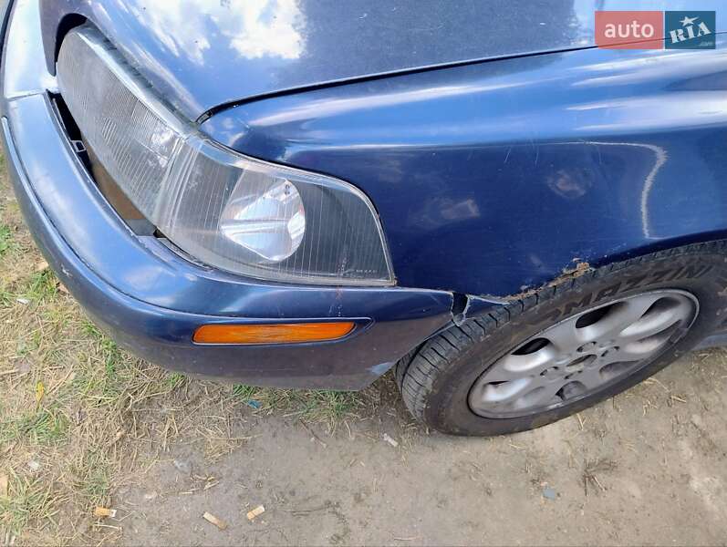 Универсал Volvo V40 2000 в Павлограде