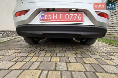 Хэтчбек Volvo V40 2014 в 