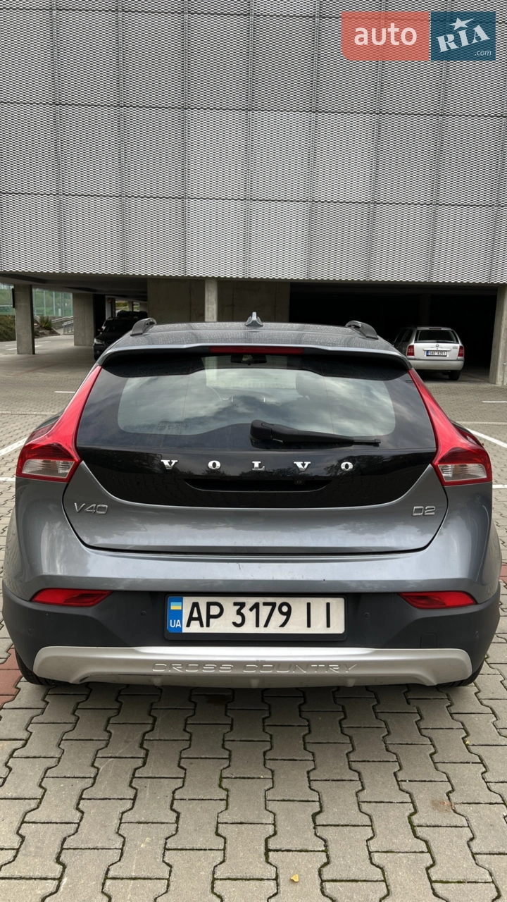 2016 Volvo V40 - мініатюра 10