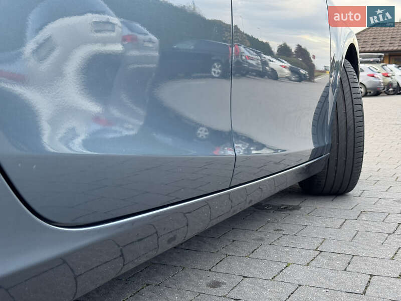Хетчбек Volvo V40 2013 в Стрию