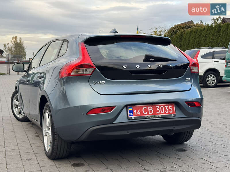 Хетчбек Volvo V40 2013 в Стрию