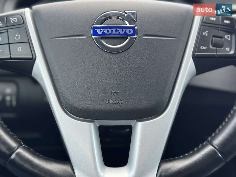 Хетчбек Volvo V40 2013 в Стрию