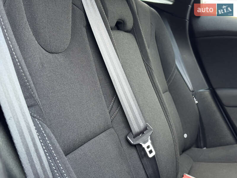 Хетчбек Volvo V40 2013 в Стрию