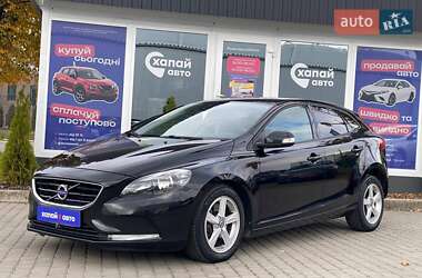 Хетчбек Volvo V40 2015 в Львові