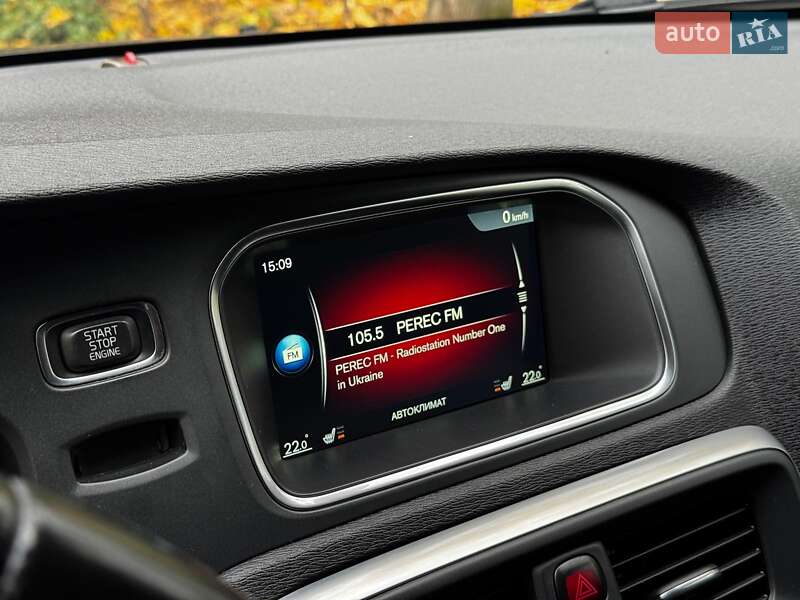 Хетчбек Volvo V40 2015 в Києві фото 18 Хетчбек Volvo V40 2015 в Києві