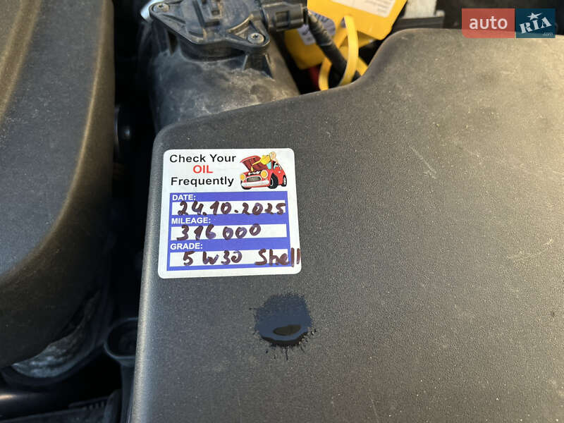 Хетчбек Volvo V40 2017 в Новояворівську фото 53 Хетчбек Volvo V40 2017 в Новояворівську