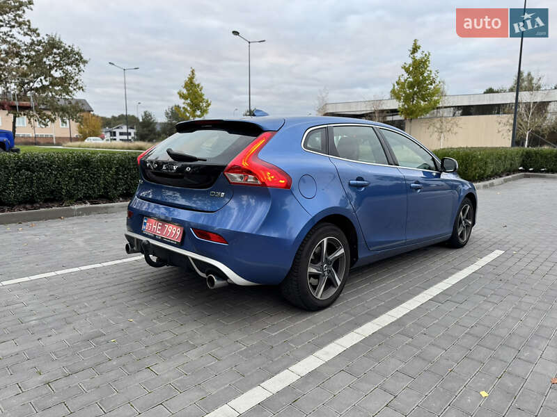 Хетчбек Volvo V40 2017 в Ірпені фото 18 Хетчбек Volvo V40 2017 в Ірпені