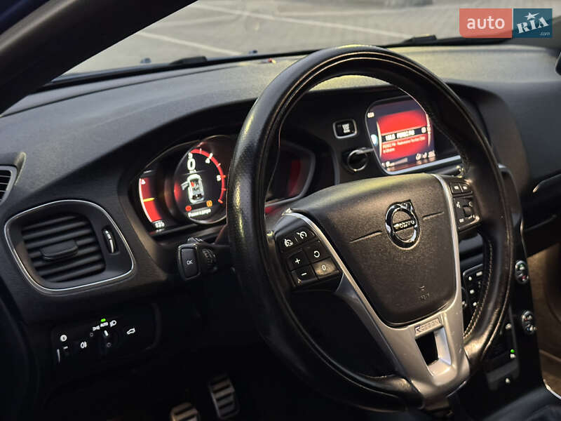 Хетчбек Volvo V40 2017 в Ірпені фото 77 Хетчбек Volvo V40 2017 в Ірпені