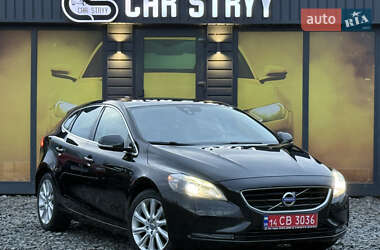 Хетчбек Volvo V40 2013 в Стрию