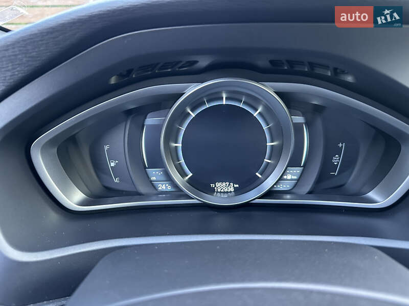 Хетчбек Volvo V40 2014 в Стрию