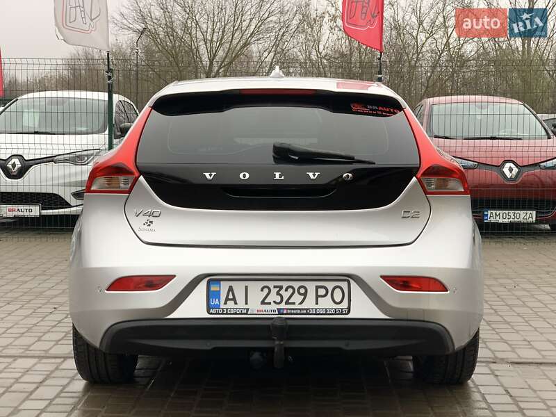 Хэтчбек Volvo V40 2014 в Бердичеве