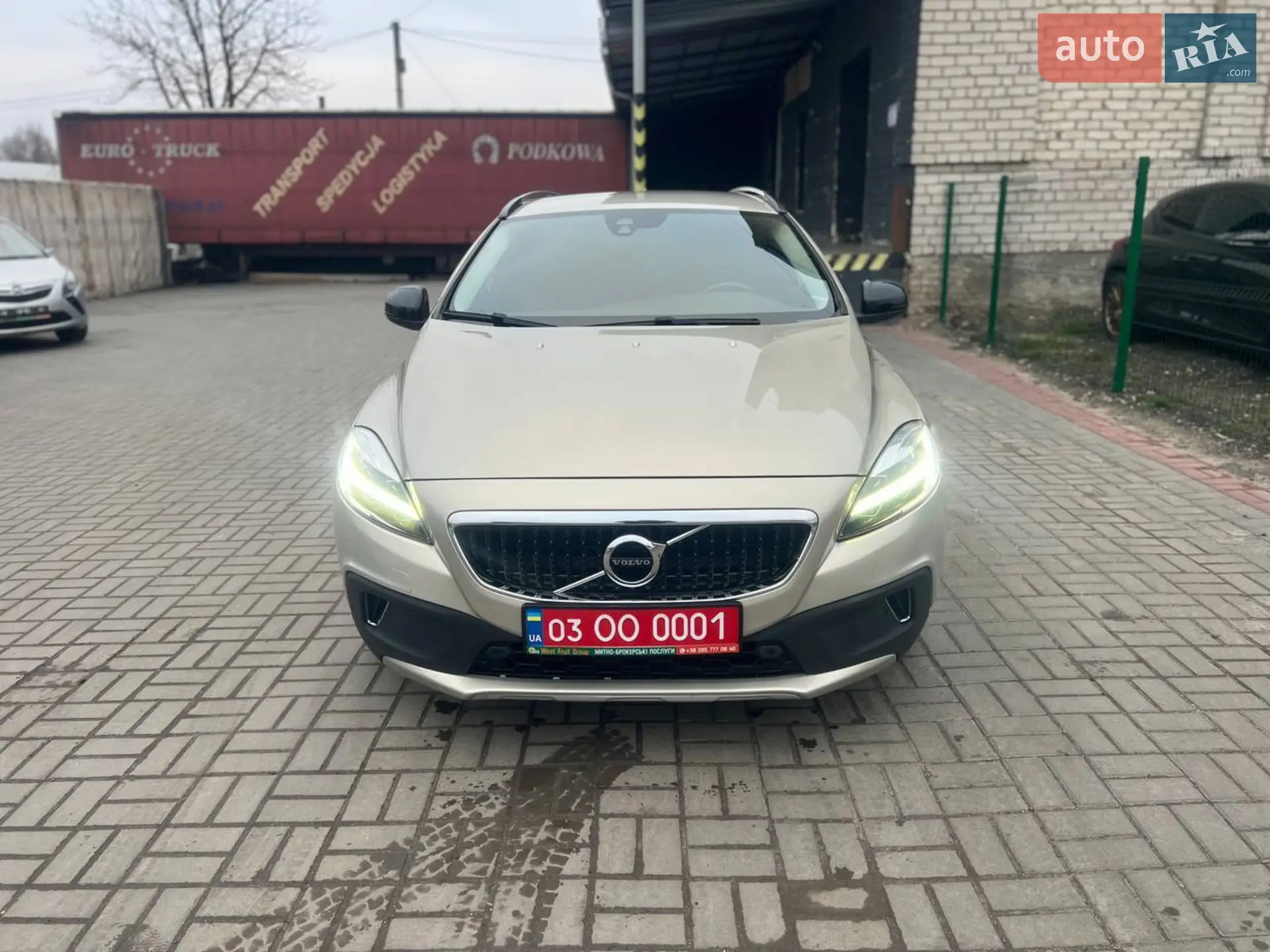 2018 Volvo V40 - мініатюра 3