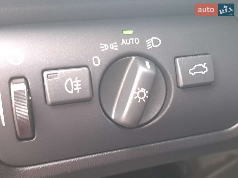 Хетчбек Volvo V40 2018 в Одесі фото 21 Хетчбек Volvo V40 2018 в Одесі