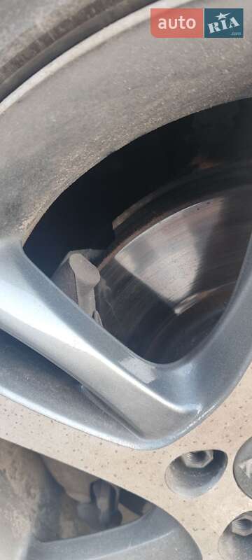 Хетчбек Volvo V40 2013 в Києві