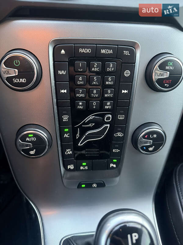 Хэтчбек Volvo V40 2016 в Виннице