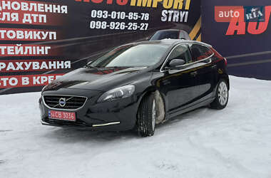 Хэтчбек Volvo V40 2013 в Стрые