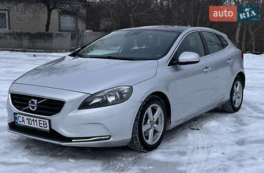 Хетчбек Volvo V40 2013 в Черкасах