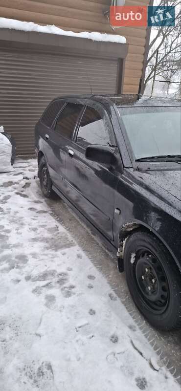 Универсал Volvo V40 2004 в Владимирце