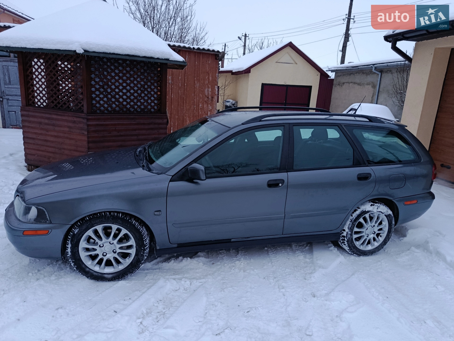 Volvo V40 2002 VIN YV1VW70823F921118 фото оголошення 3 з 9