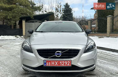 Хэтчбек Volvo V40 2012 в Луцке