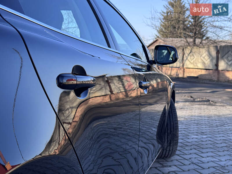 Хэтчбек Volvo V40 2013 в Стрые фото 16 Хэтчбек Volvo V40 2013 в Стрые